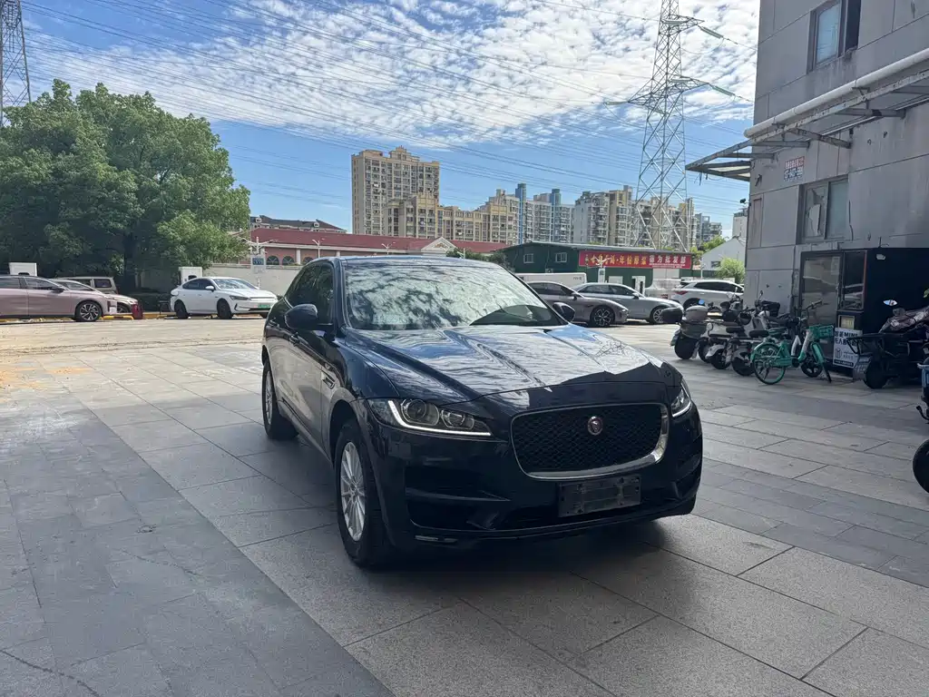 Jaguar F-PACE 2017 — фото 2