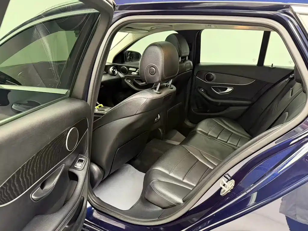 Mercedes-Benz C-Class 2020 — фото 13
