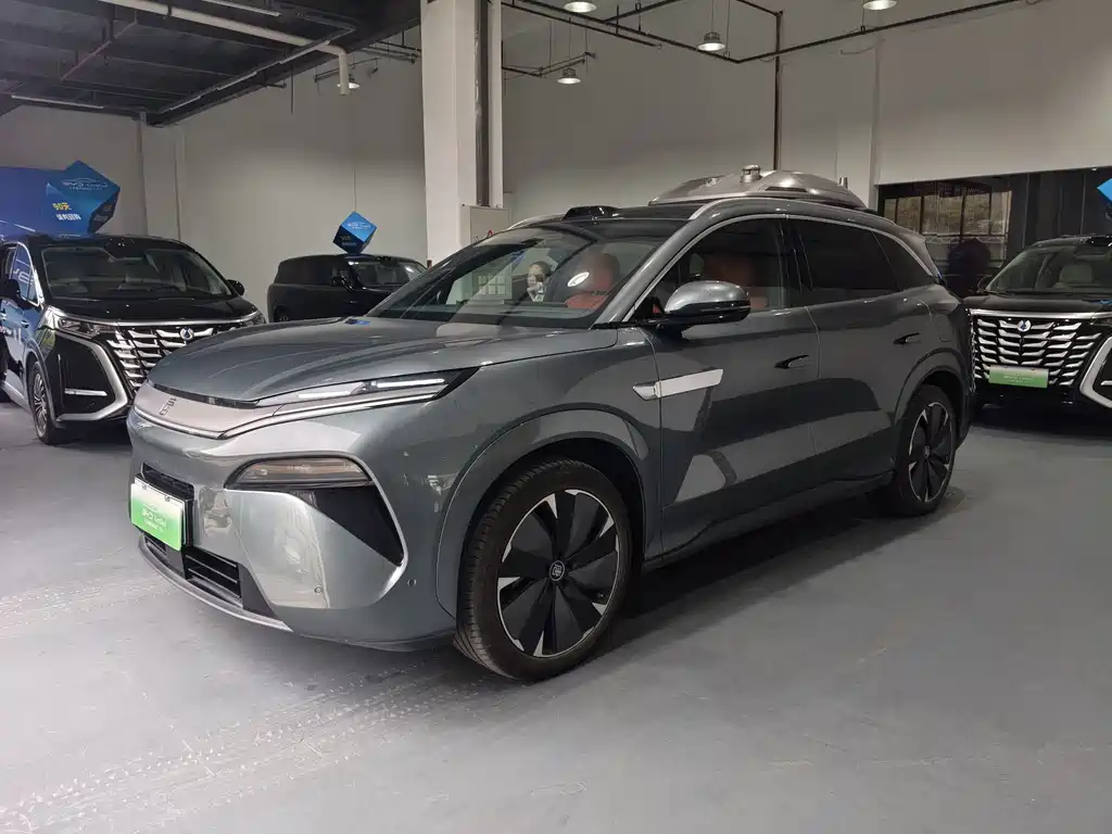 BYD Tang L 2025