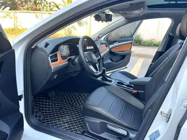 Volkswagen Bora 2023