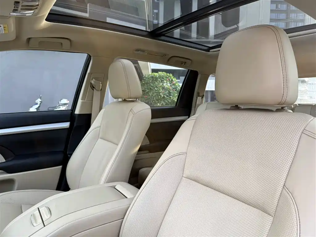 Toyota Highlander 2019 — фото 17
