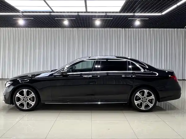 Mercedes-Benz E-Class 2017
