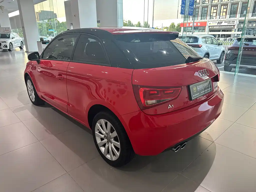 Audi A1 2015
