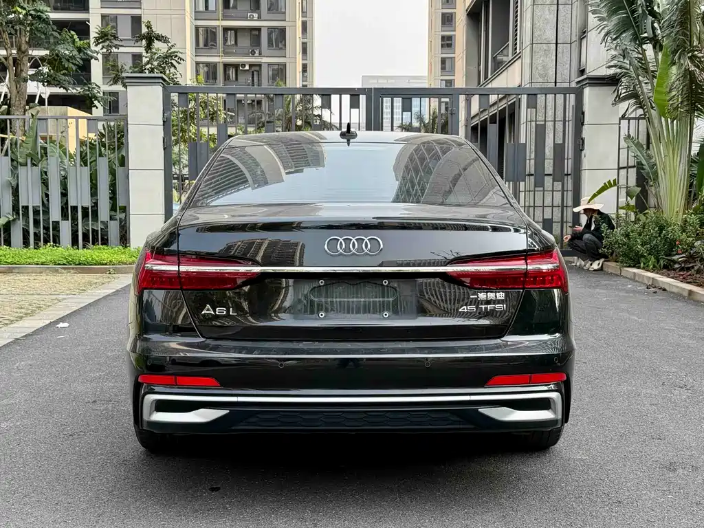 Audi A6L 2023 — фото 8
