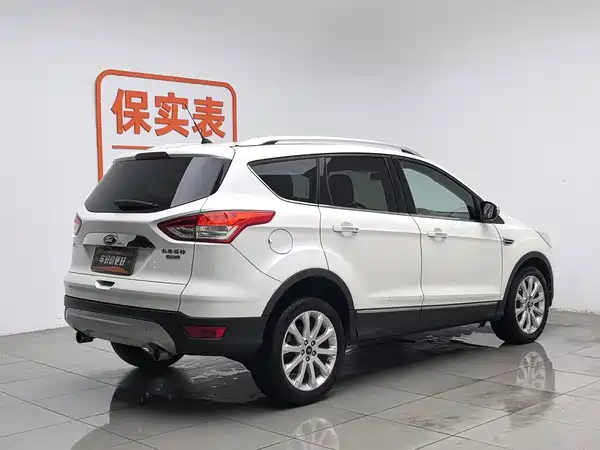 Ford Kuga 2014