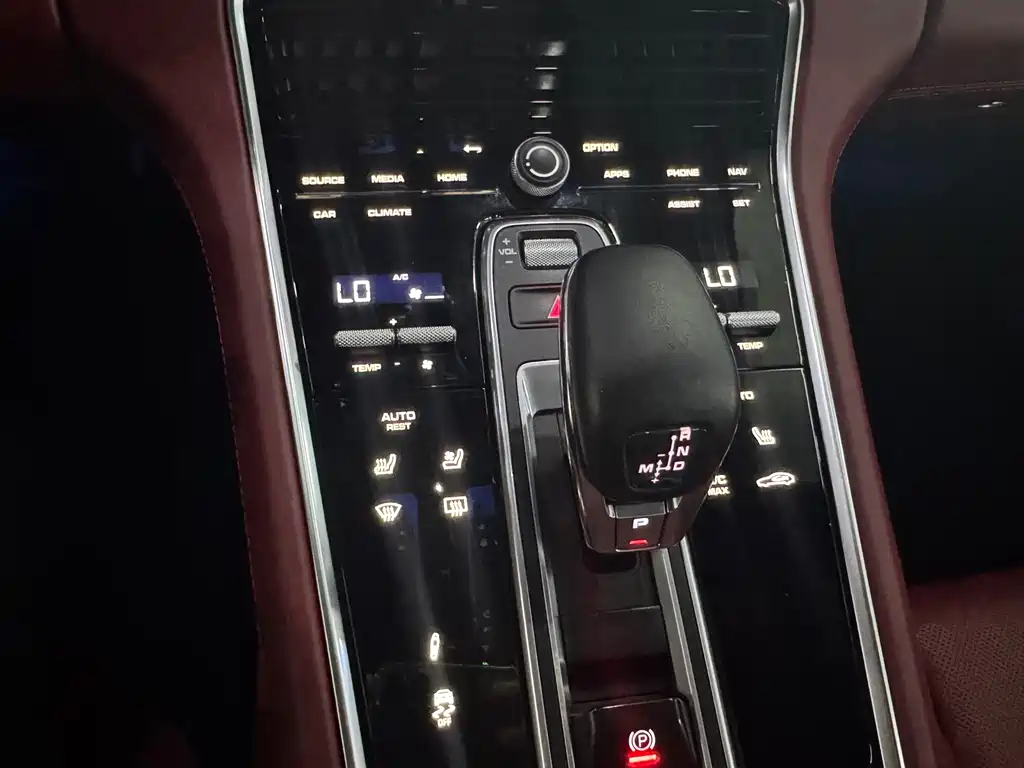 Porsche Panamera 2023 — фото 12