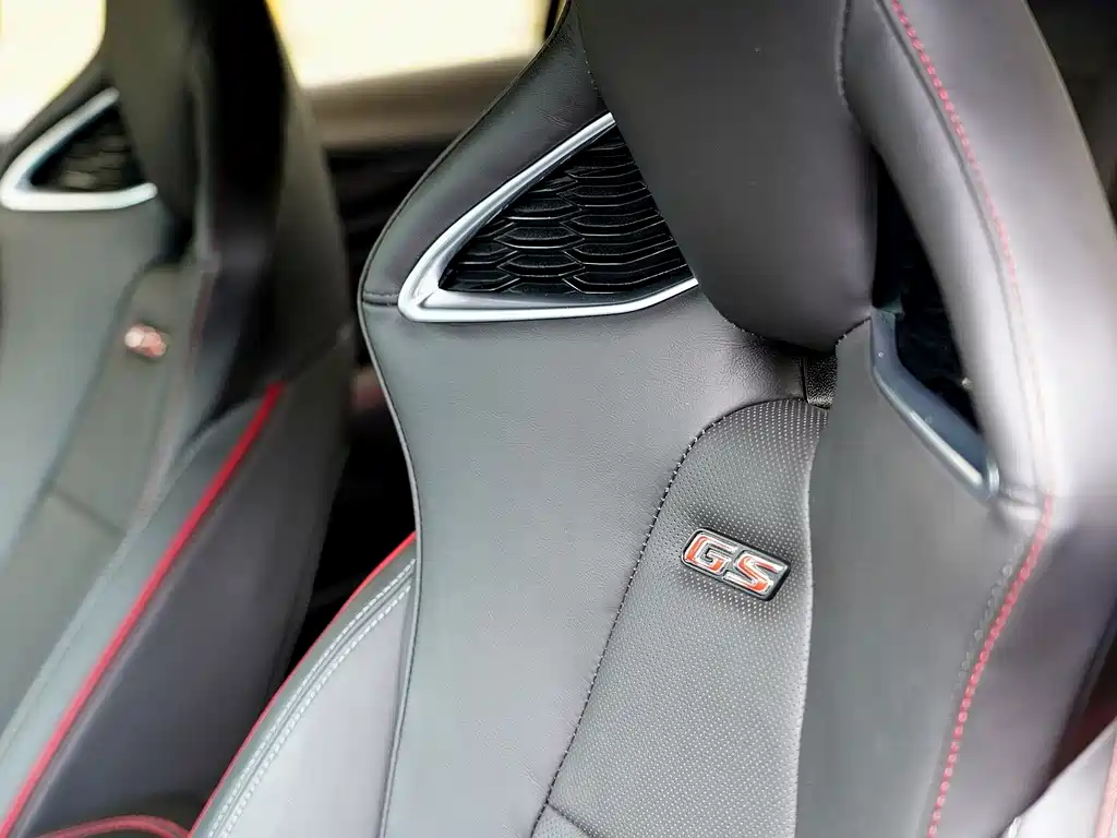 Buick Regal 2020 — фото 10