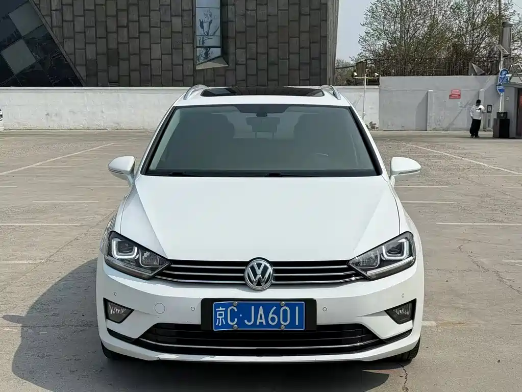 Volkswagen Golf Sportsvan 2018 — фото 2