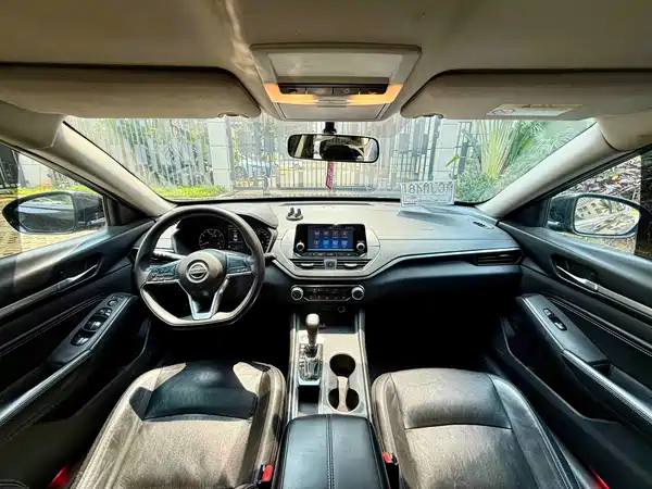 Nissan Teana 2021