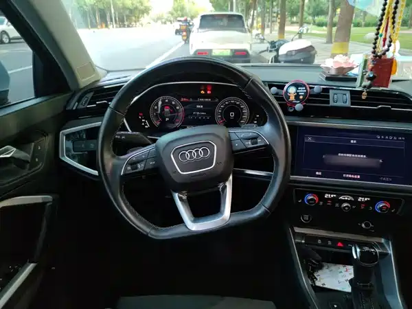 Audi Q3 2023