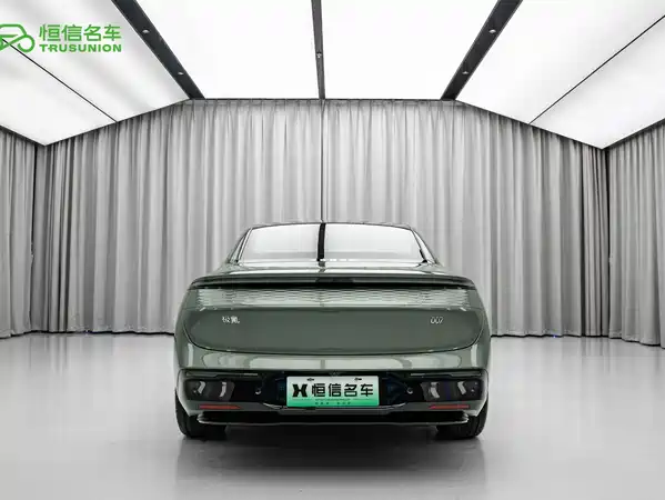 Zeekr 007 2025