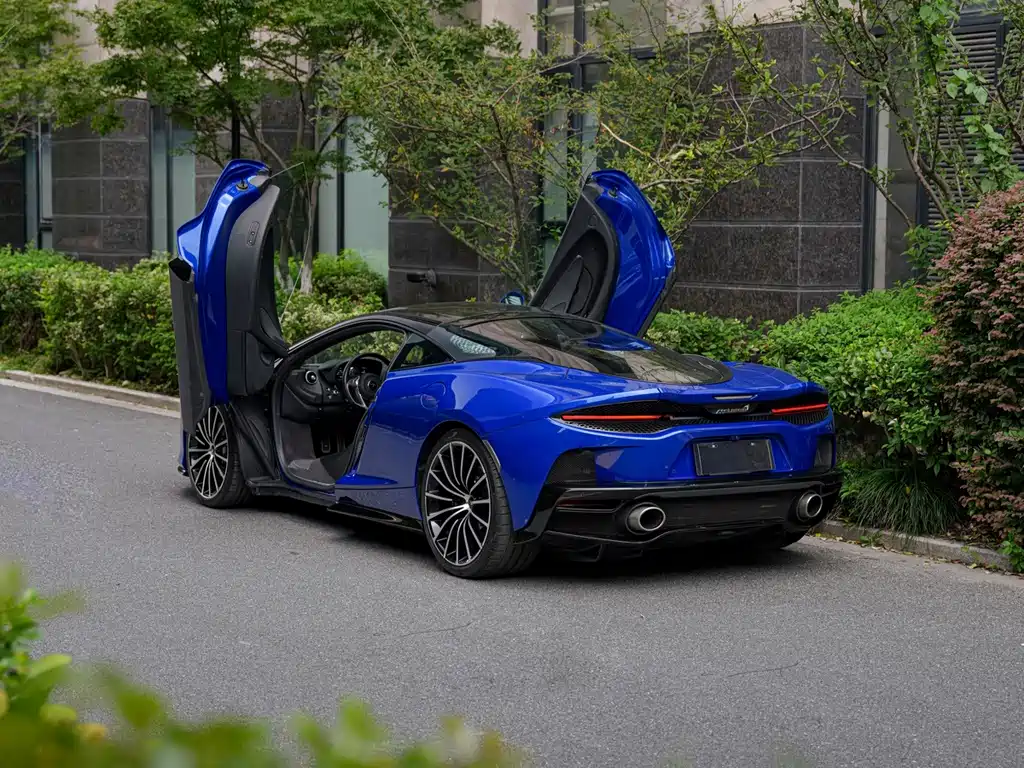 McLaren GT 2023 — фото 7