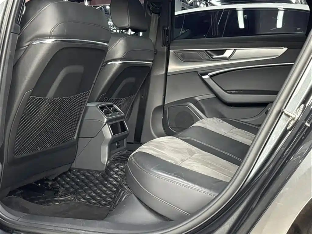 Audi A6L 2022 — фото 4