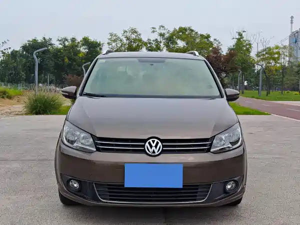 Volkswagen Touran 2014