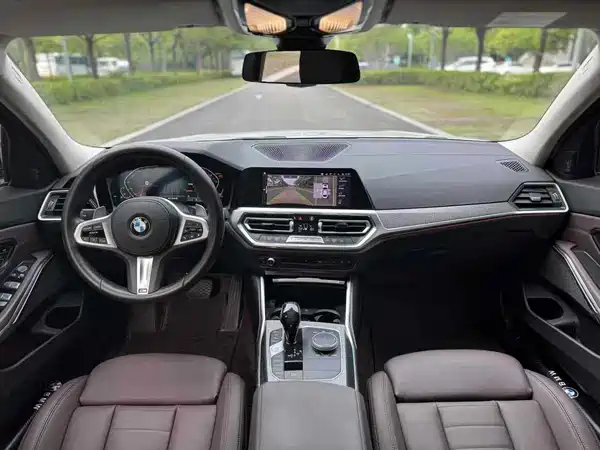 BMW 3 Series 2022