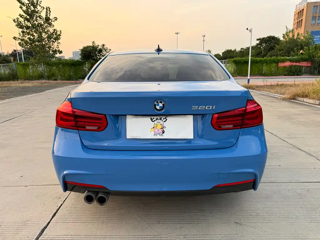 BMW 3 Series 2019 — фото 13