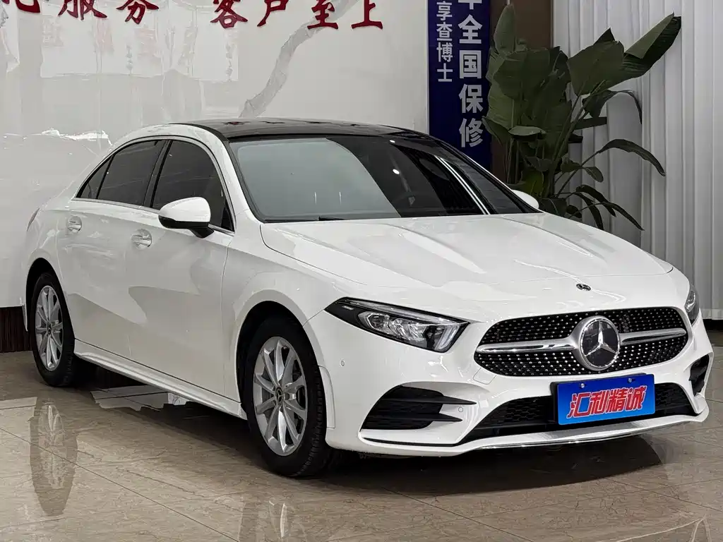 Mercedes-Benz A-Class 2019 — фото 3