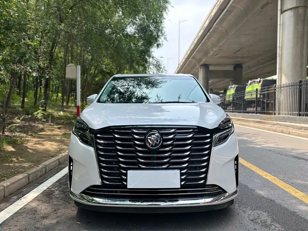 Buick GL8 2024