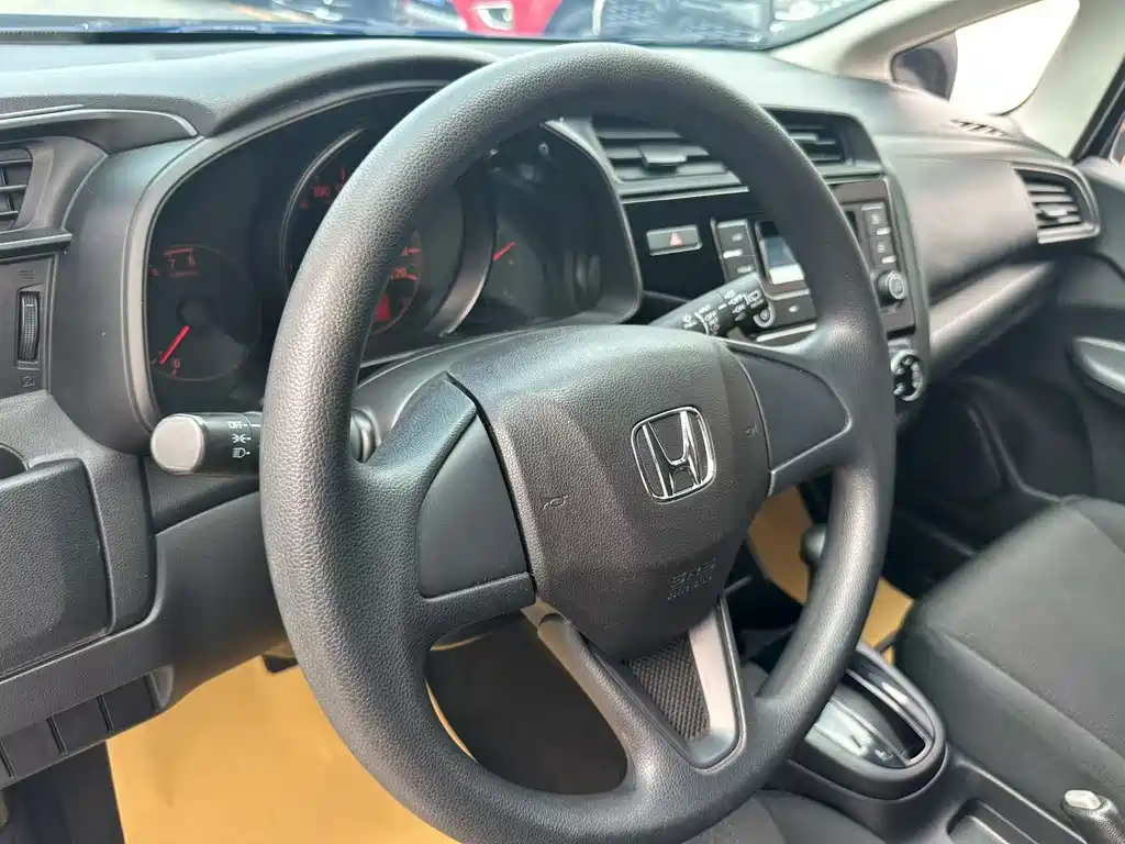 Honda Fit 2019 — фото 8