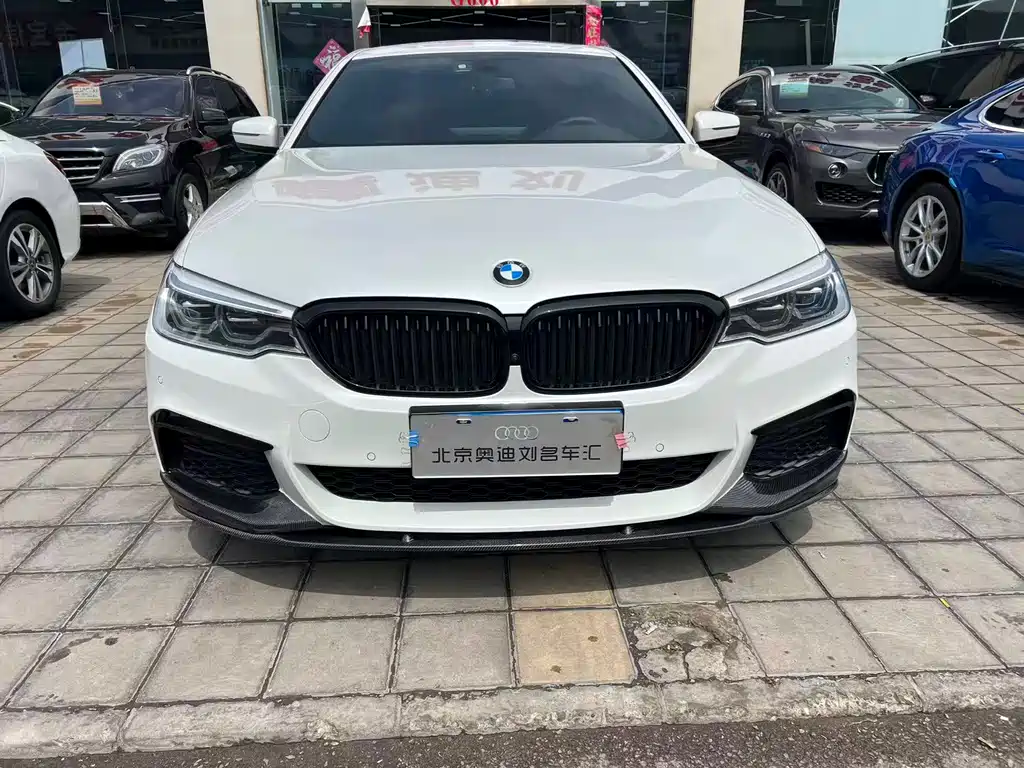 BMW 5 Series 2019