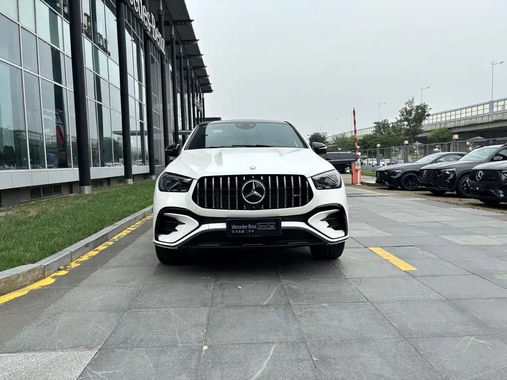 Mercedes-Benz GLE Coupe AMG 2025 — фото 2