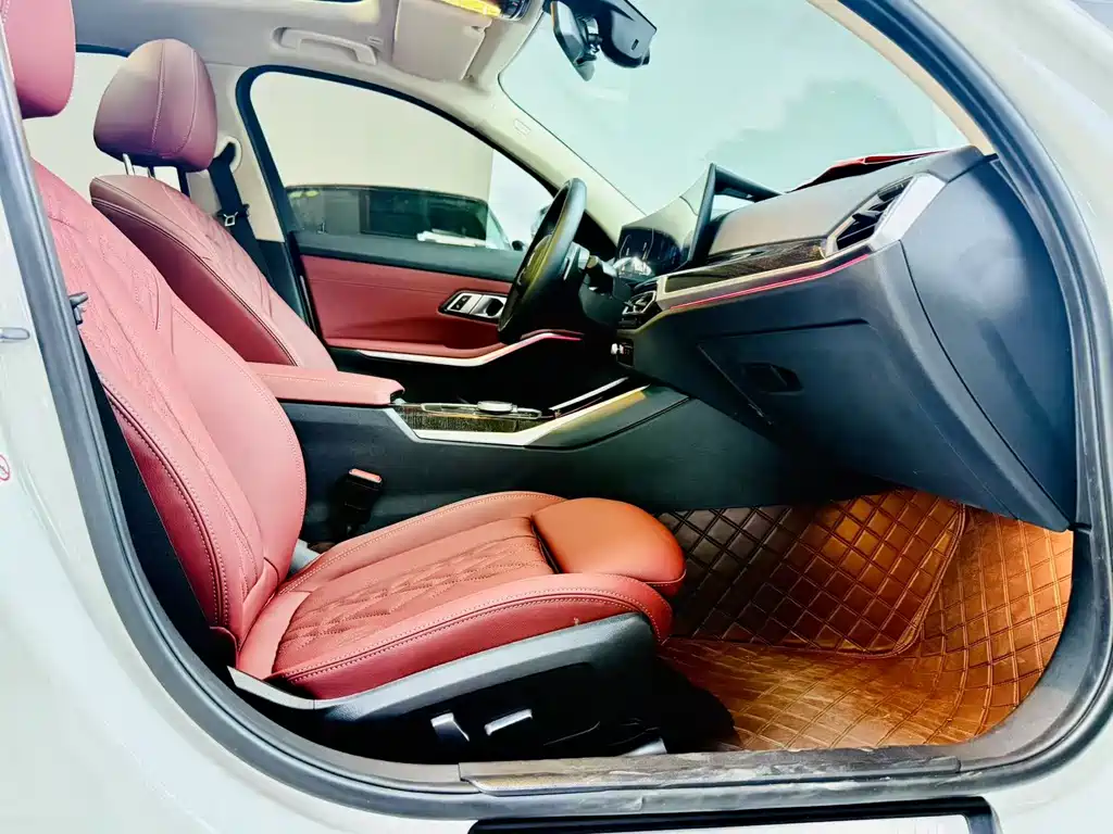 BMW 3 Series 2023 — фото 11