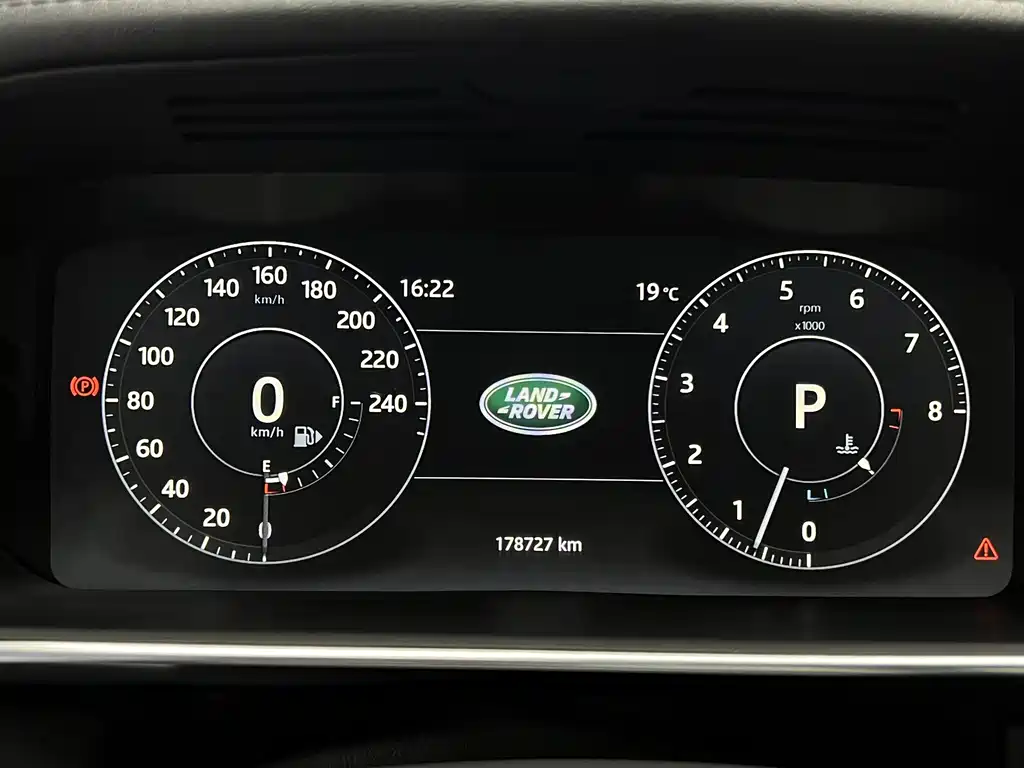 Land Rover Range Rover 2017 — фото 30