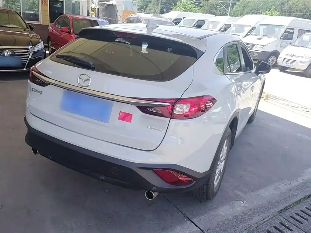 Mazda CX-4 2016 — фото 7
