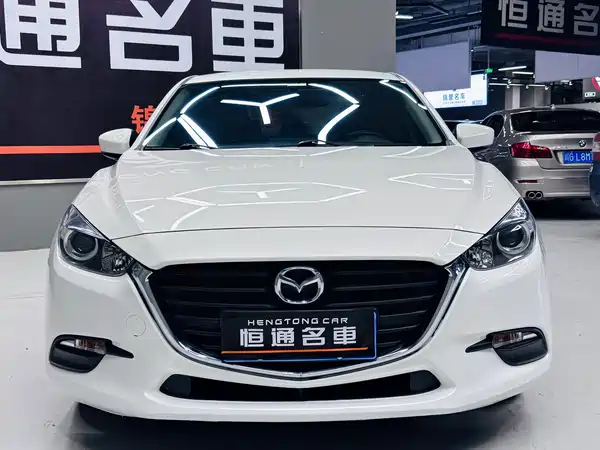 Mazda 3 Axela 2019