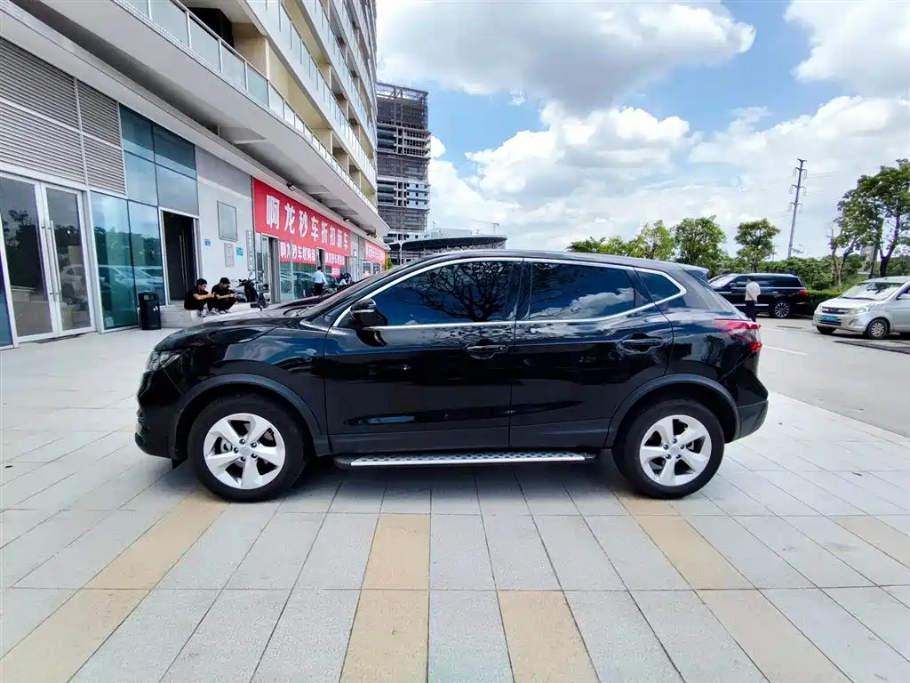 Nissan Qashqai 2023 — фото 3