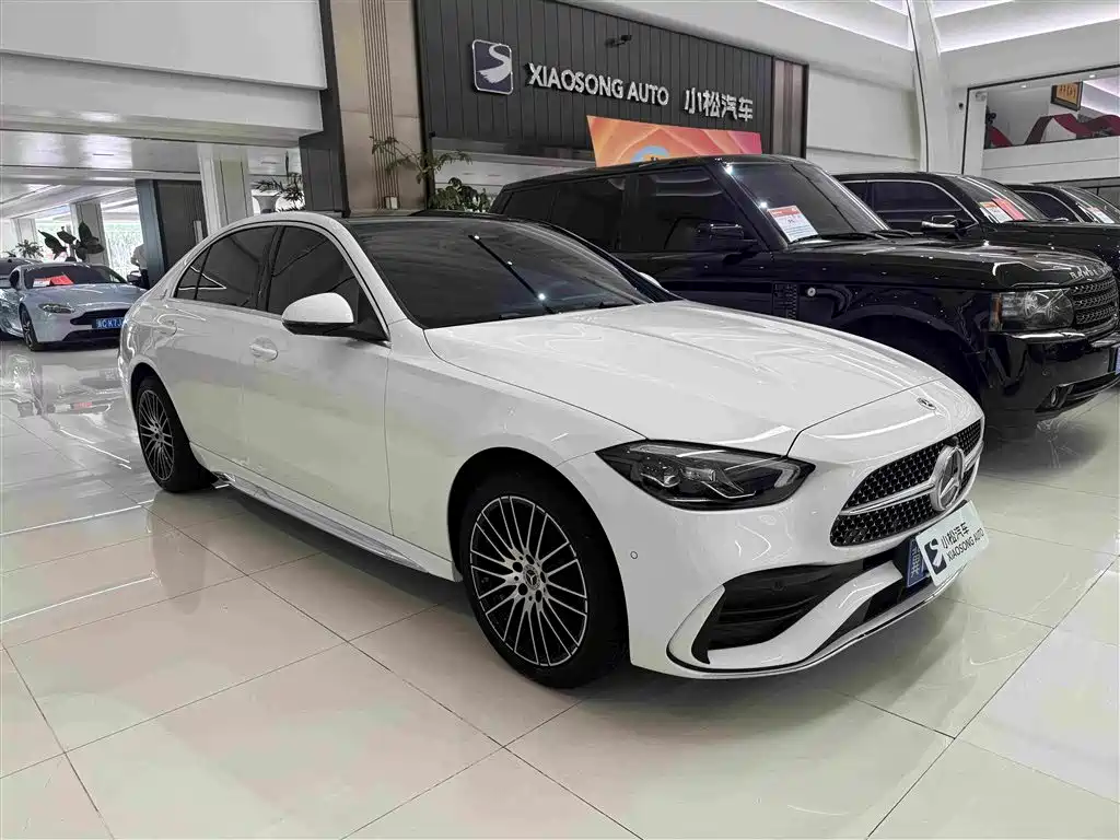 Mercedes-Benz C-Class 2025
