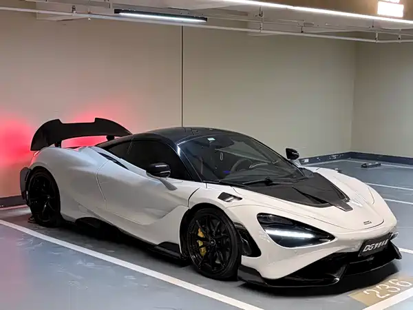 McLaren 720S 2018