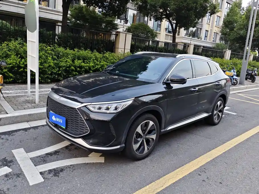 BYD Song PLUS New Energy 2023 — фото 1