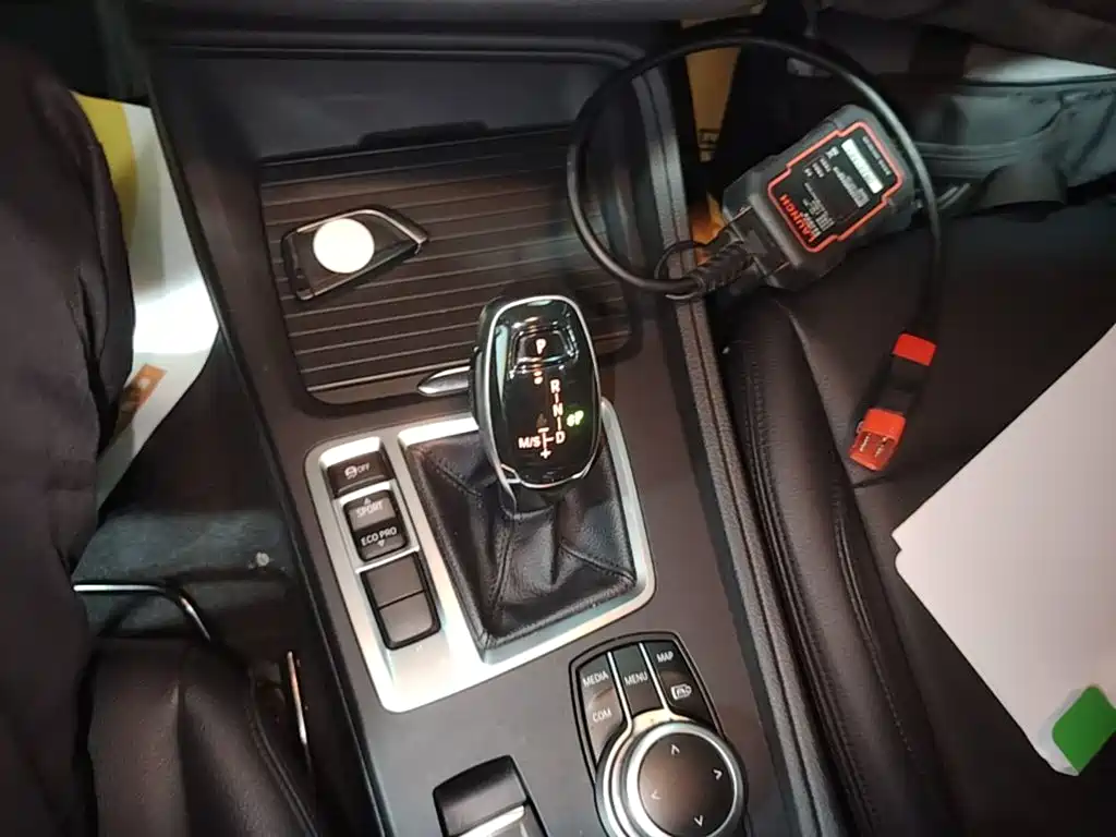 BMW 1 Series 2022 — фото 14