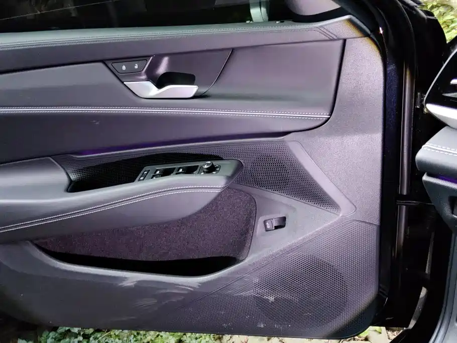 Volkswagen Passat 2025