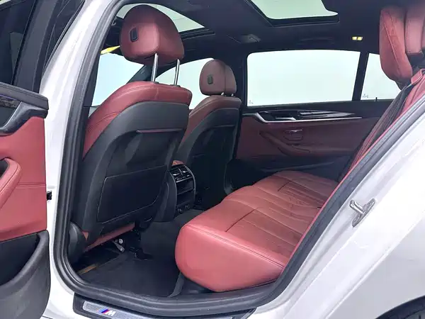 BMW 5 Series 2019