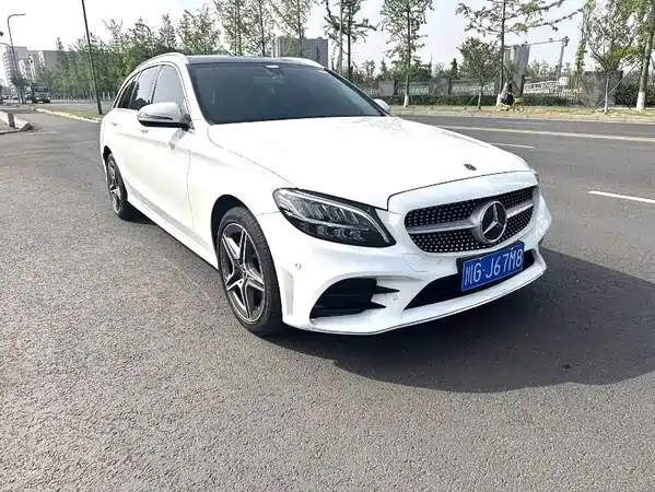 Mercedes-Benz C-Class 2020