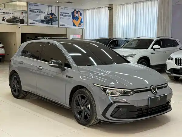 Volkswagen Golf 2022