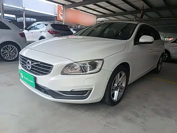 Volvo V60 2016