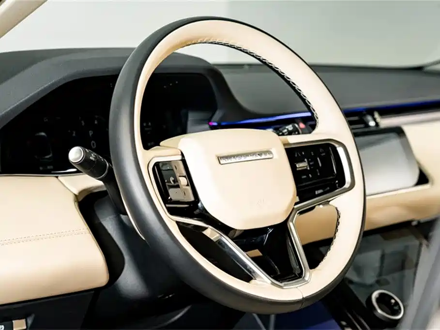 Land Rover Evoque 2024 — фото 12