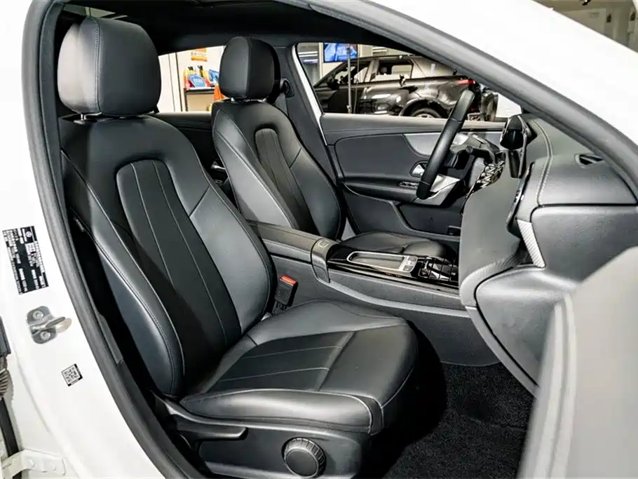 Mercedes-Benz A-Class 2024 — фото 20