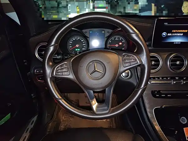 Mercedes-Benz GLC 2017