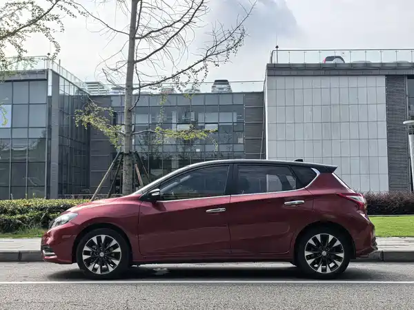 Nissan Tiida 2020