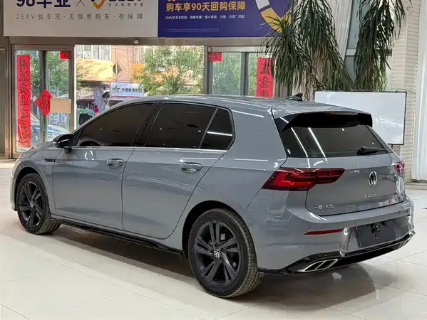 Volkswagen Golf 2022