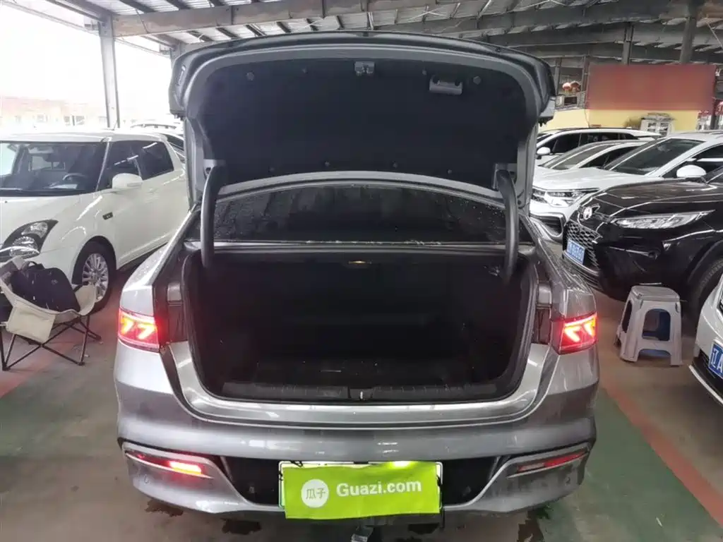 BYD Qin PLUS 2023 — фото 15
