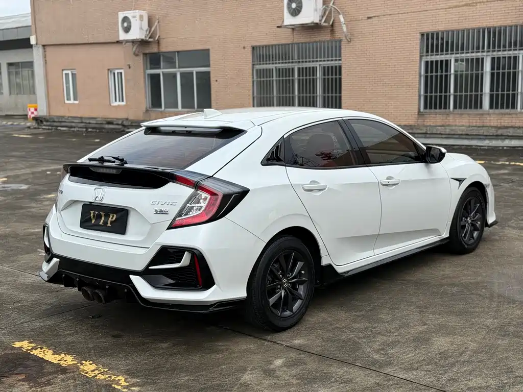 Honda Civic 2020 — фото 10