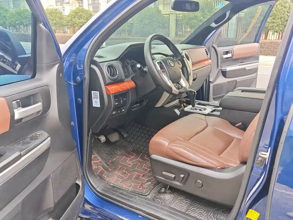 Toyota Tantu 2015 — фото 10