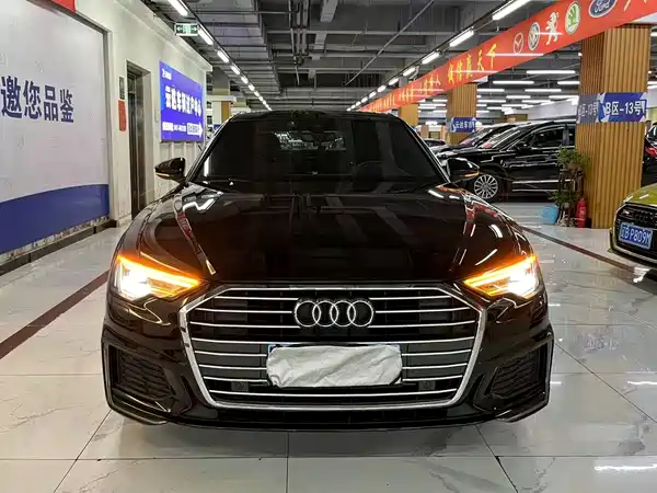 Audi A6L 2022