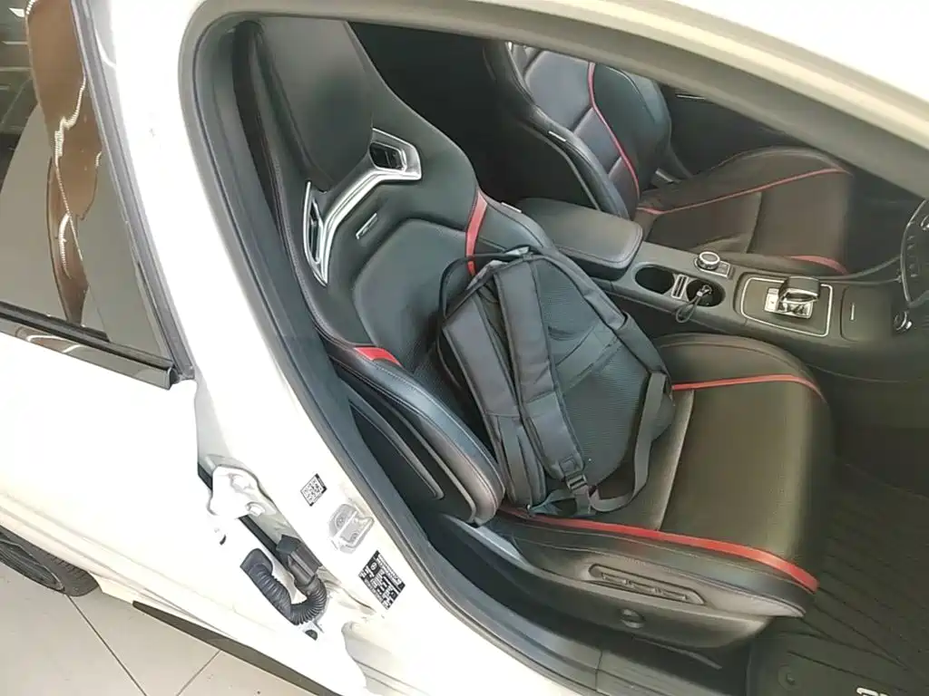 Mercedes-Benz A-Class AMG 2015 — фото 25