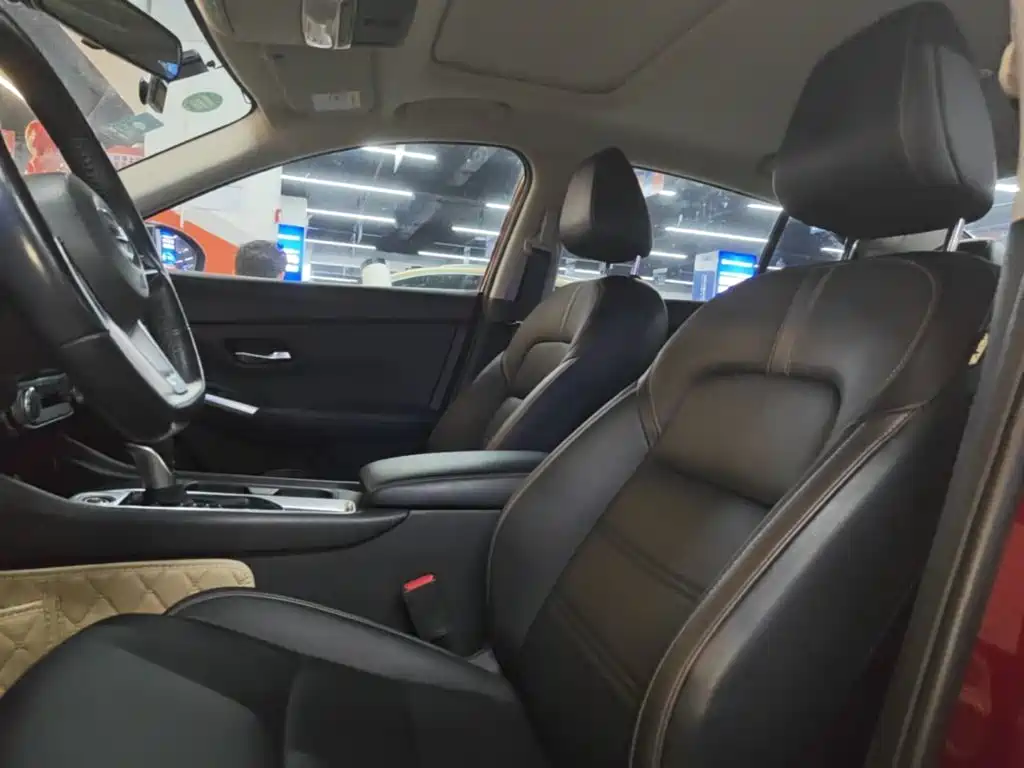 Nissan Sylphy 2020 — фото 15